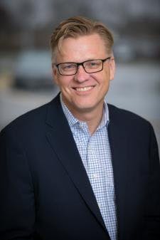 Larson-headshot-1-April-2021 Larson-headshot-1-April-2021