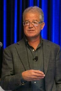 arlen-standing arlen-standing