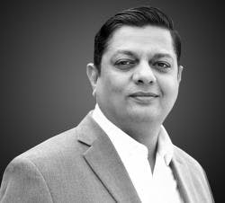 Somit-Black-BG Somit-Black-BG