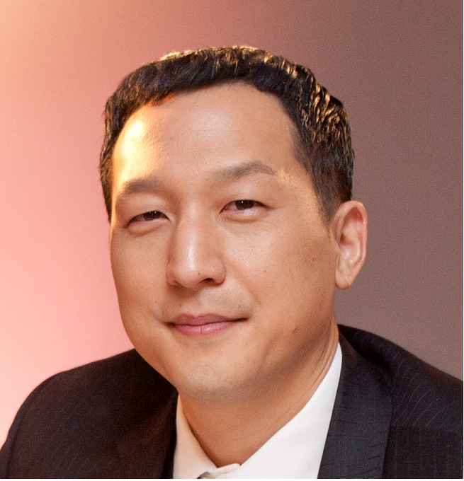 1660343078532 Arnoldkimheadshot