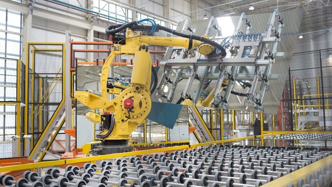 Brazil-based flat glass manufacturer Vivix Vidros Planos has used the mix of Siemens Industrial Edge, HighByte and the new Intelligence Center X to digitalize its core production process.